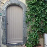 La De La Maison Du Village